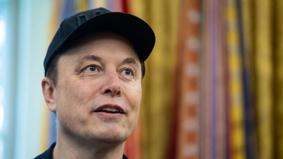 Explota cohete de SpaceX durante pruebas para su lanzamiento; «sólo fue un rasguño», dice Musk