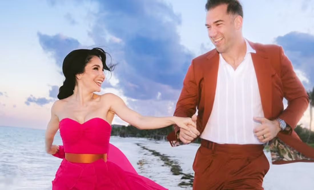Martha Higareda y Lewis Howes dan a conocer que esperan a su primer hijo