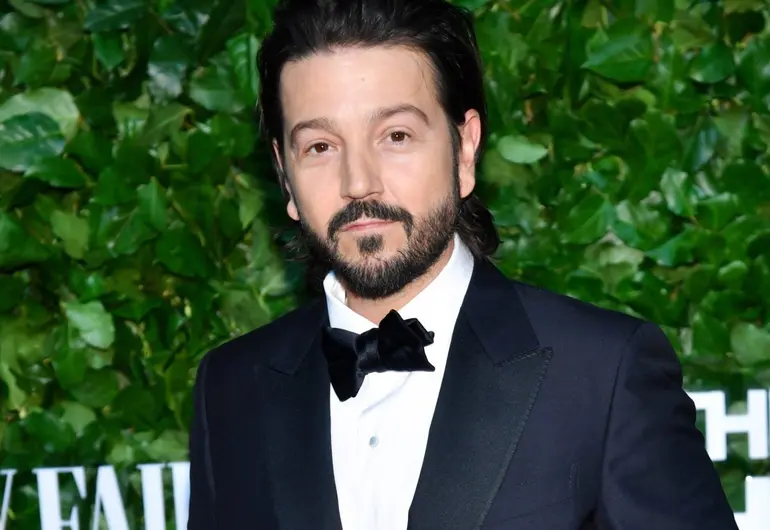 Diego Luna da contundente mensaje contra deportaciones de migrantes en programa de Jimmy Kimmel