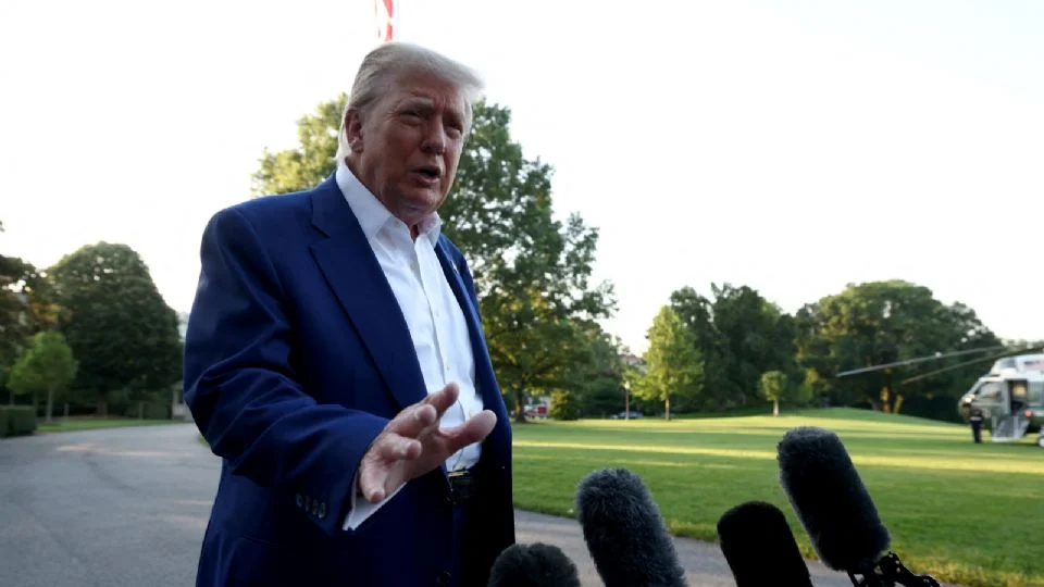 Trump afirma que Putin le ofreció apoyo ante el conflicto en Irán; «no, necesito ayuda contigo», respondió