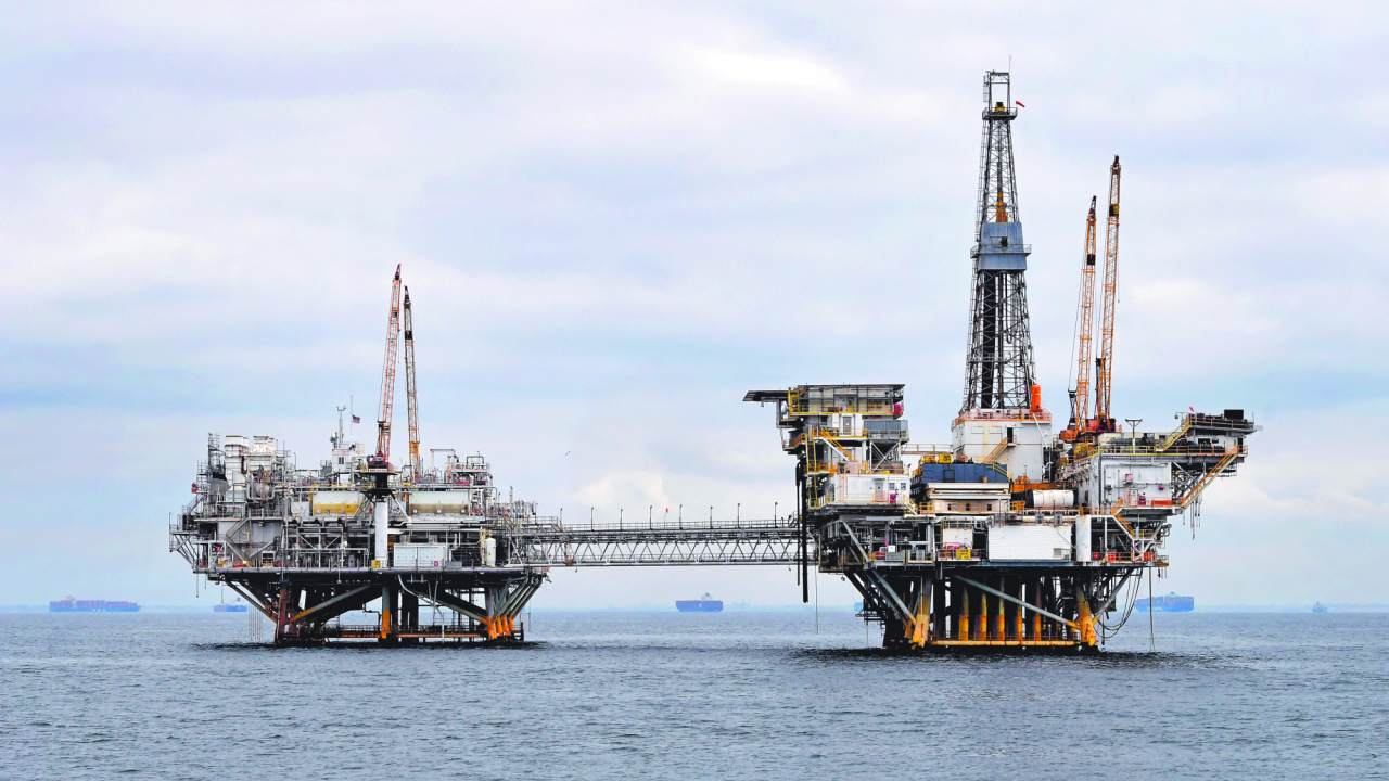 Precios del petróleo cierran a la baja tras alto el fuego entre Irán e Israel