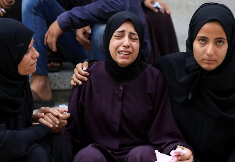 Israel reanuda ataques a Gaza; al menos 40 fallecidos