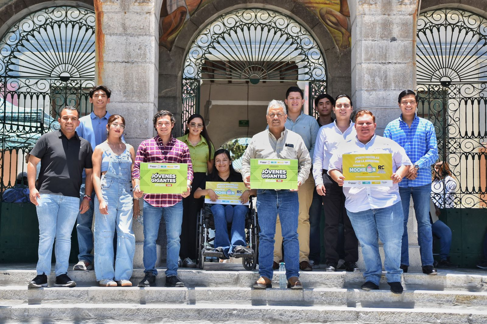 UNIDOS POR LA JUVENTUD DE CUATRO CIÉNEGAS: VÍCTOR LEIJA