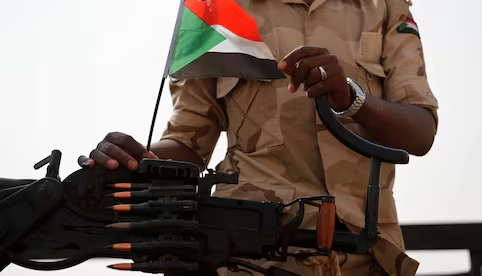 EU sanciona a Sudán por presunto uso de armas químicas; medida suspende la exportación de tecnología avanzada
