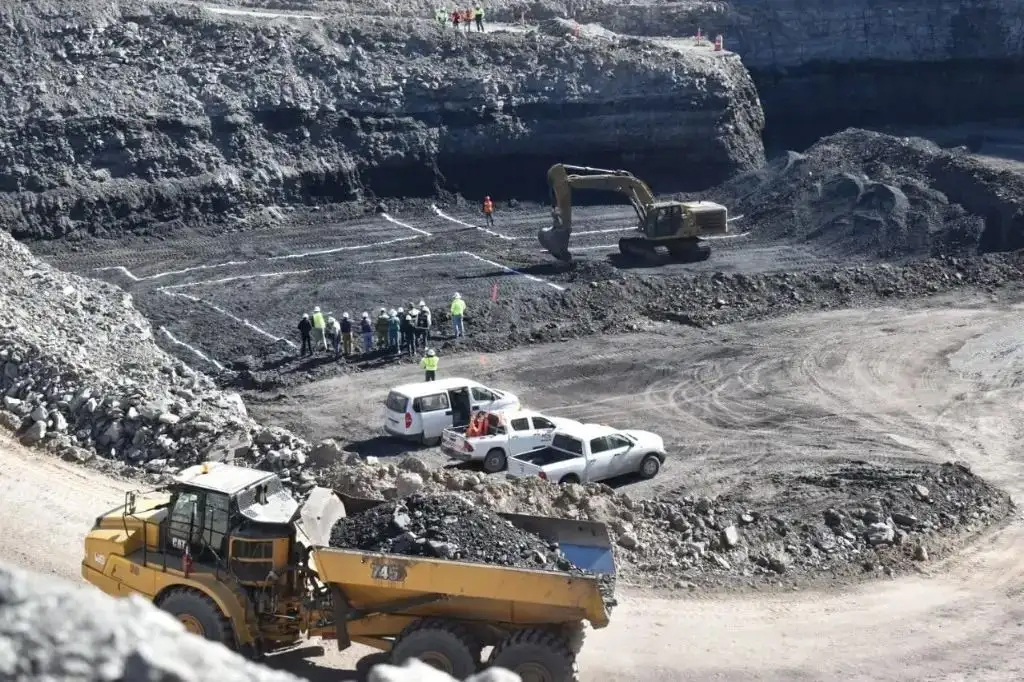 Roban 33 toneladas de oro y plata cerca de GDL