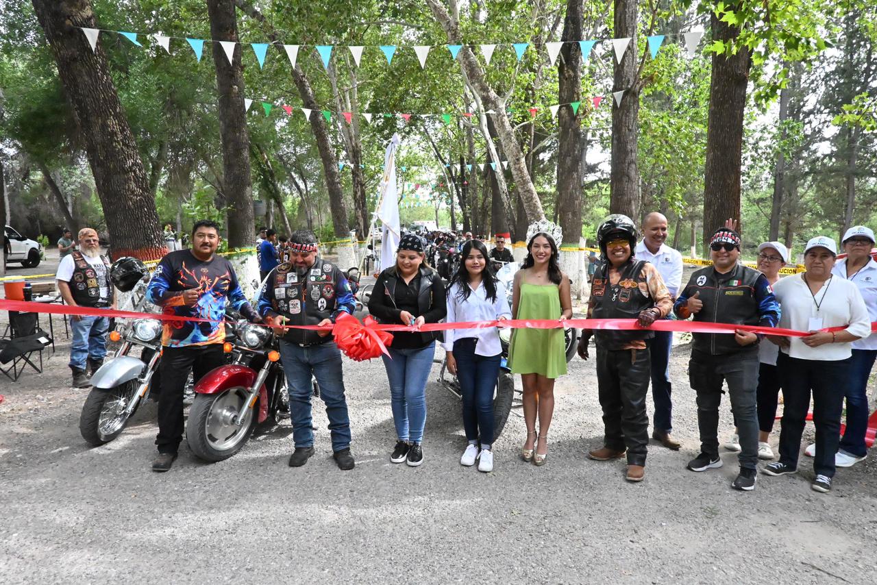 Inaugura Adriana el Callejón del Sabor