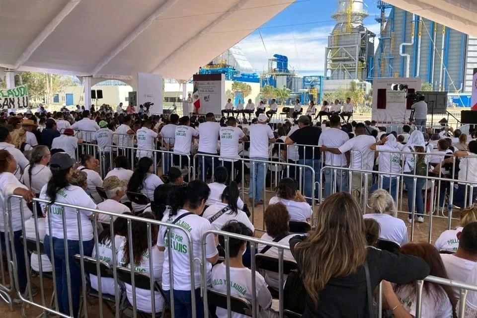 Promete Sheinbaum 60 plantas de CFE