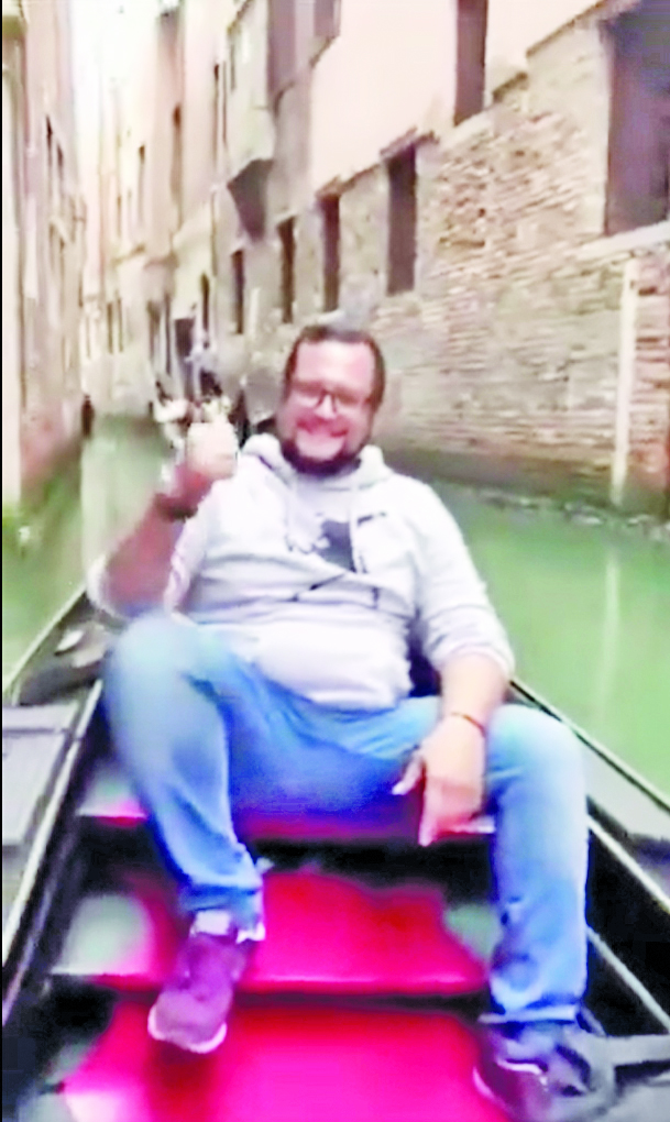 Balazo fotonota Mientras Andy va a Tokio