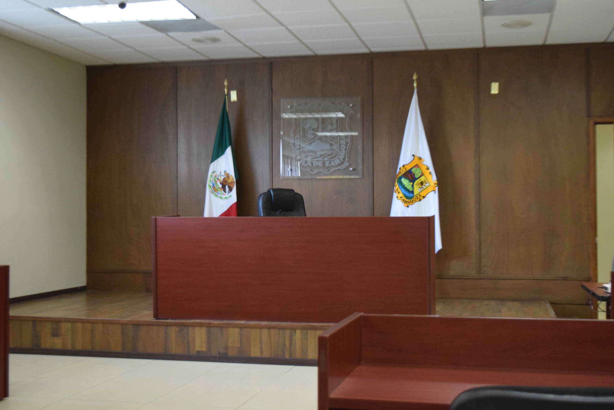 Pagará 15 mil a actuaria por agredirla a golpes