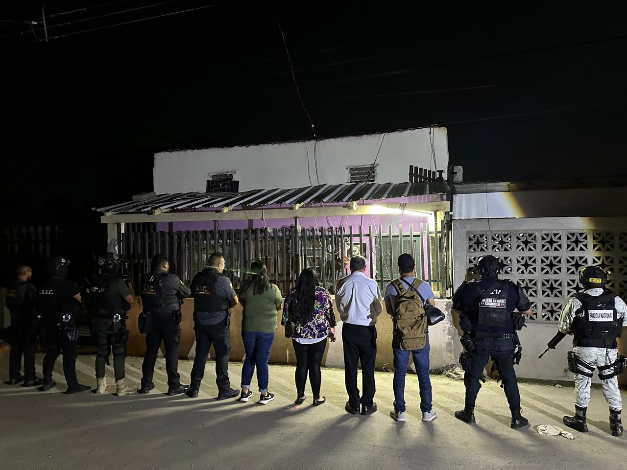 Caen tres con droga tras cateo en Rosita