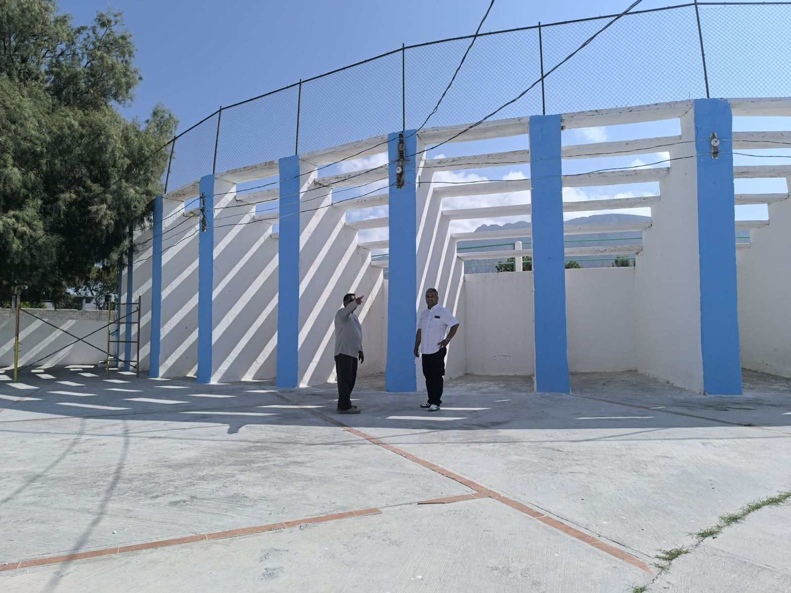 Supervisa Leija rehabilitación de Plaza de Toros