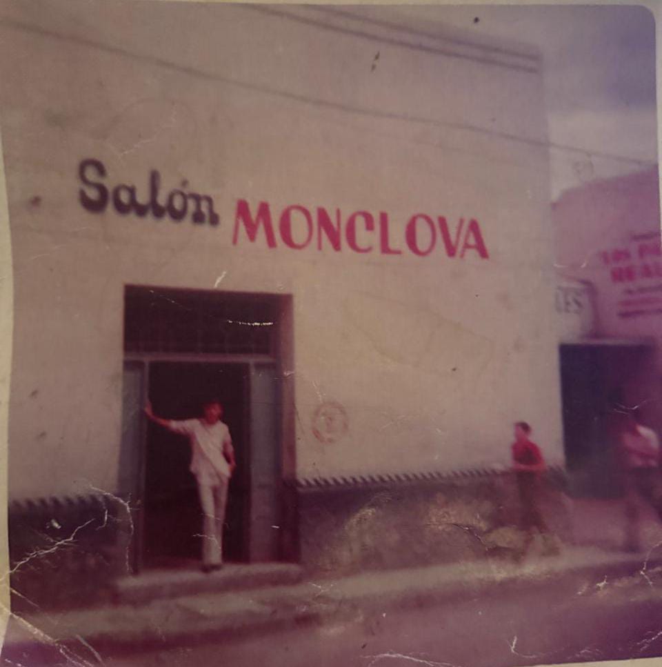 Aquí vive la música de ayer Bar Monclova