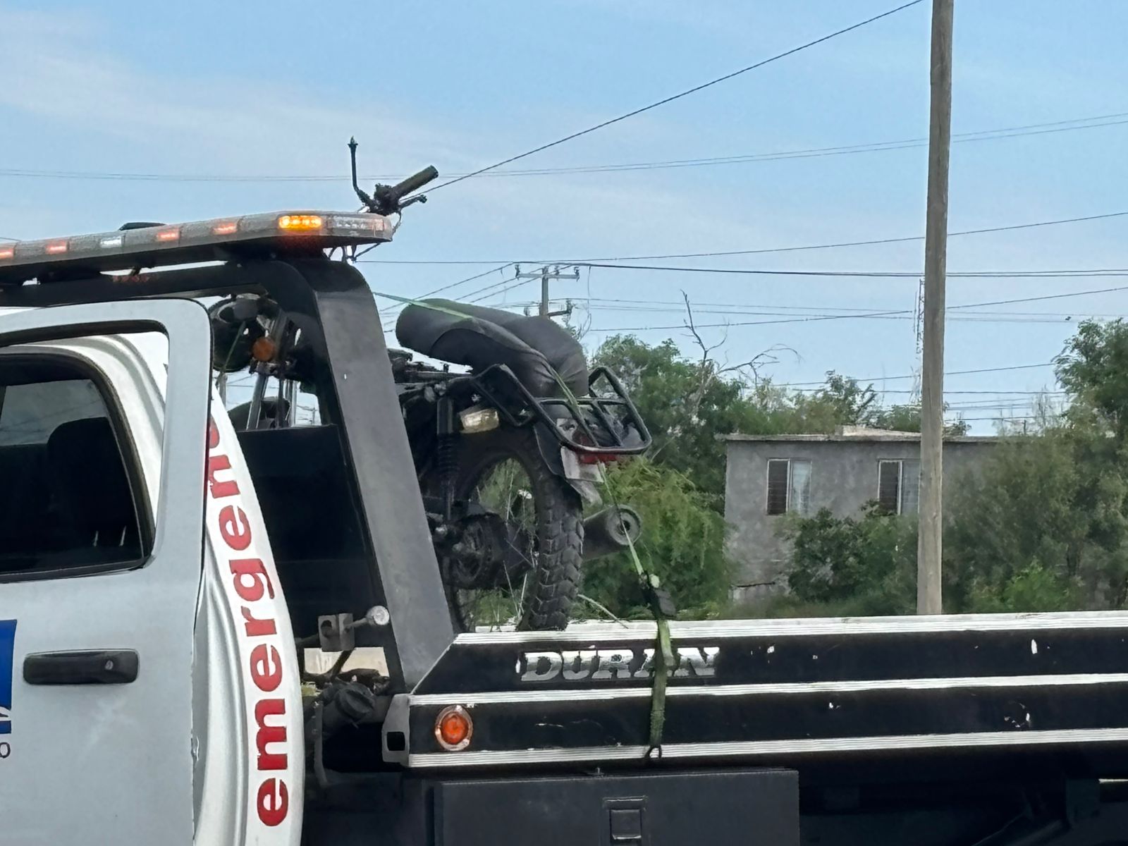Embiste y da muerte cafre a motociclista