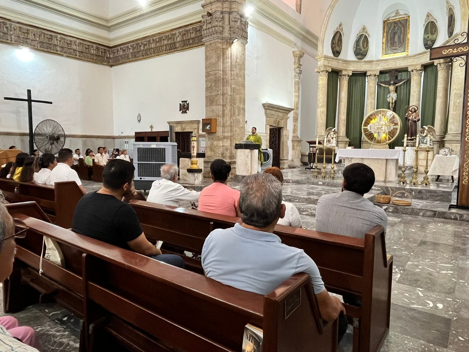 Pide Iglesia mantener la fe a ex trabajadores