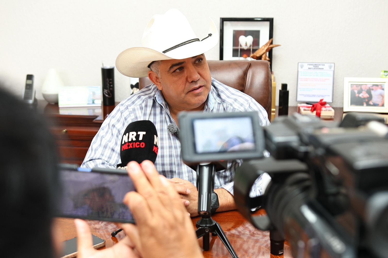 Se cumplirá con el programa de bacheo en Sabinas: Chano Díaz