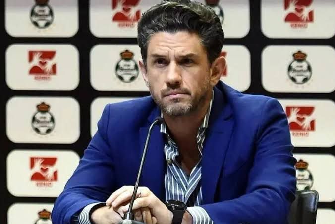 Paran orden de arresto a Irarragorri por desvío