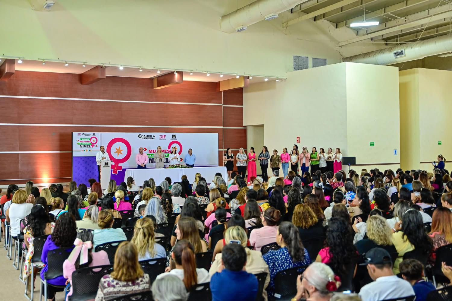 Mavi Sosa anuncia cursos “Mujeres al Siguiente Nivel”