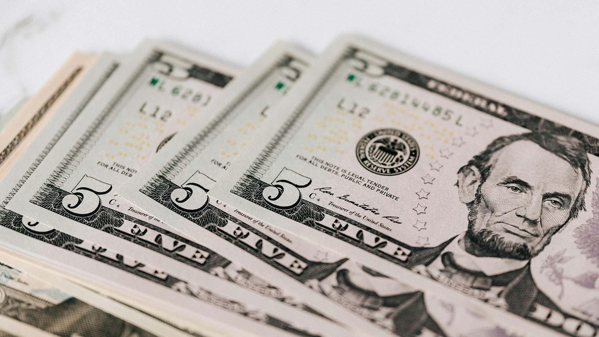 Precio del dólar hoy 8 de julio de 2025