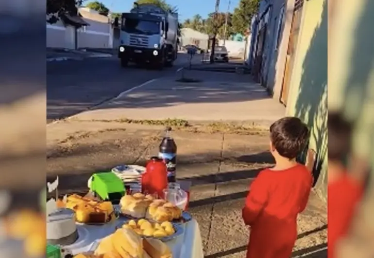 El video más emotivo de hoy: niño festeja cumpleaños con recolectores de basura