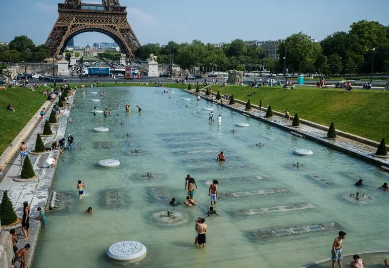 Ola de calor en Francia deja más de 100 fallecidos por ahogamiento