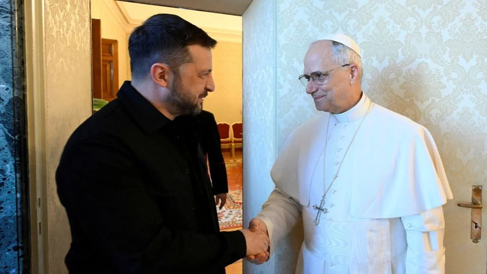 León XIV ofrece el Vaticano como sede para negociar la paz entre Rusia y Ucrania
