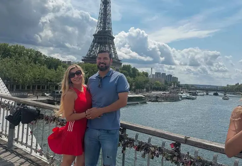 Karla Panini presume viaje a Europa con Américo Garza mientras resurgen rumores de infidelidad