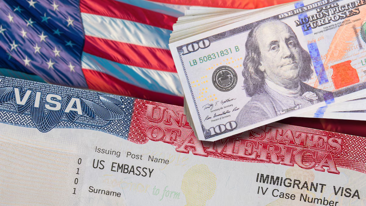 Trump duplicará el precio de visa con impuesto migratorio; costaría 8 mil pesos