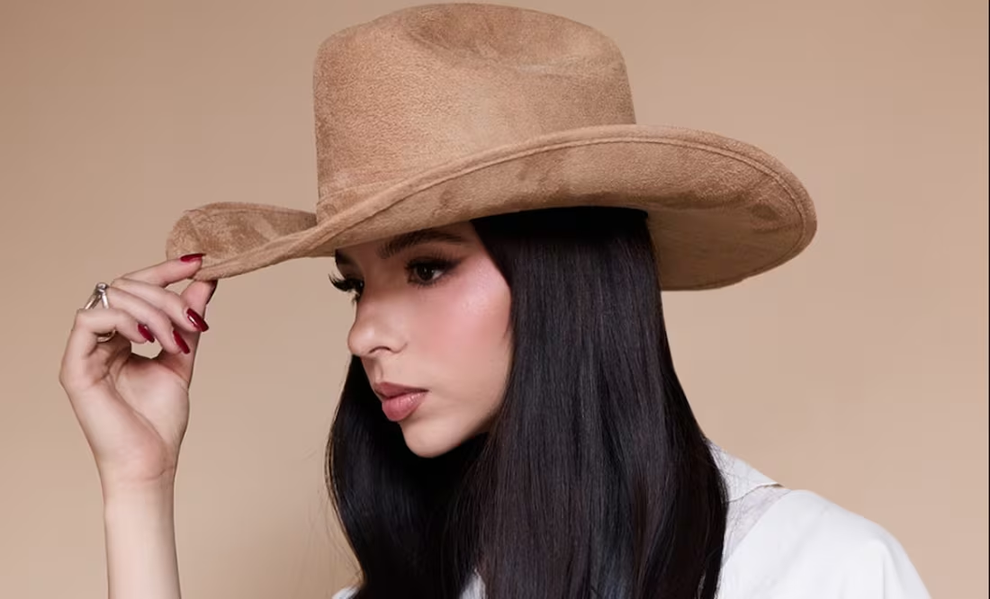 Ángela Aguilar celebra su aniversario con Nodal en medio de la poca venta de boletos para sus conciertos en EU