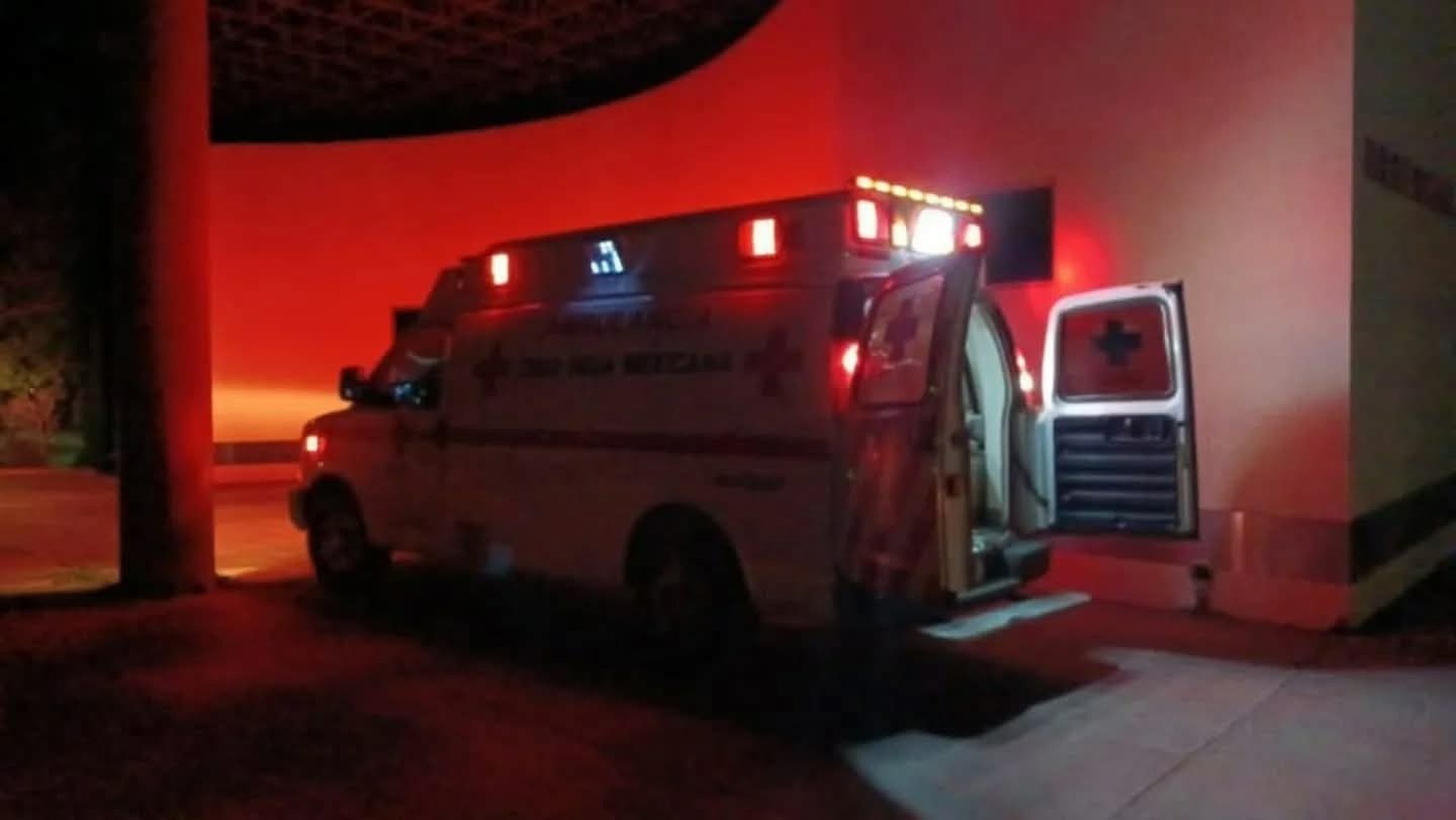 Menor sufre accidente al mirar lluvia en casa