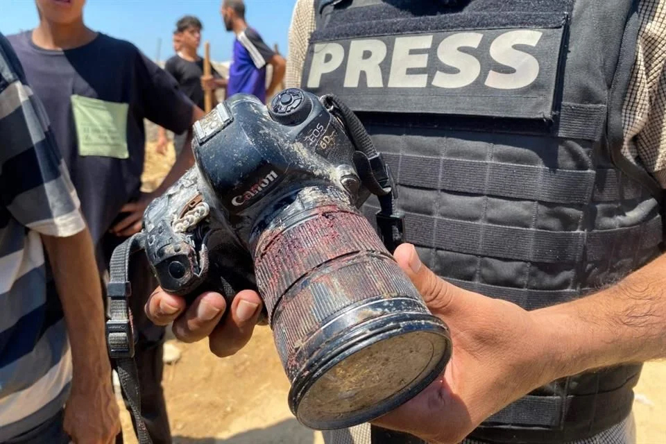 Israel ataca hospital en Gaza y mata a 20
