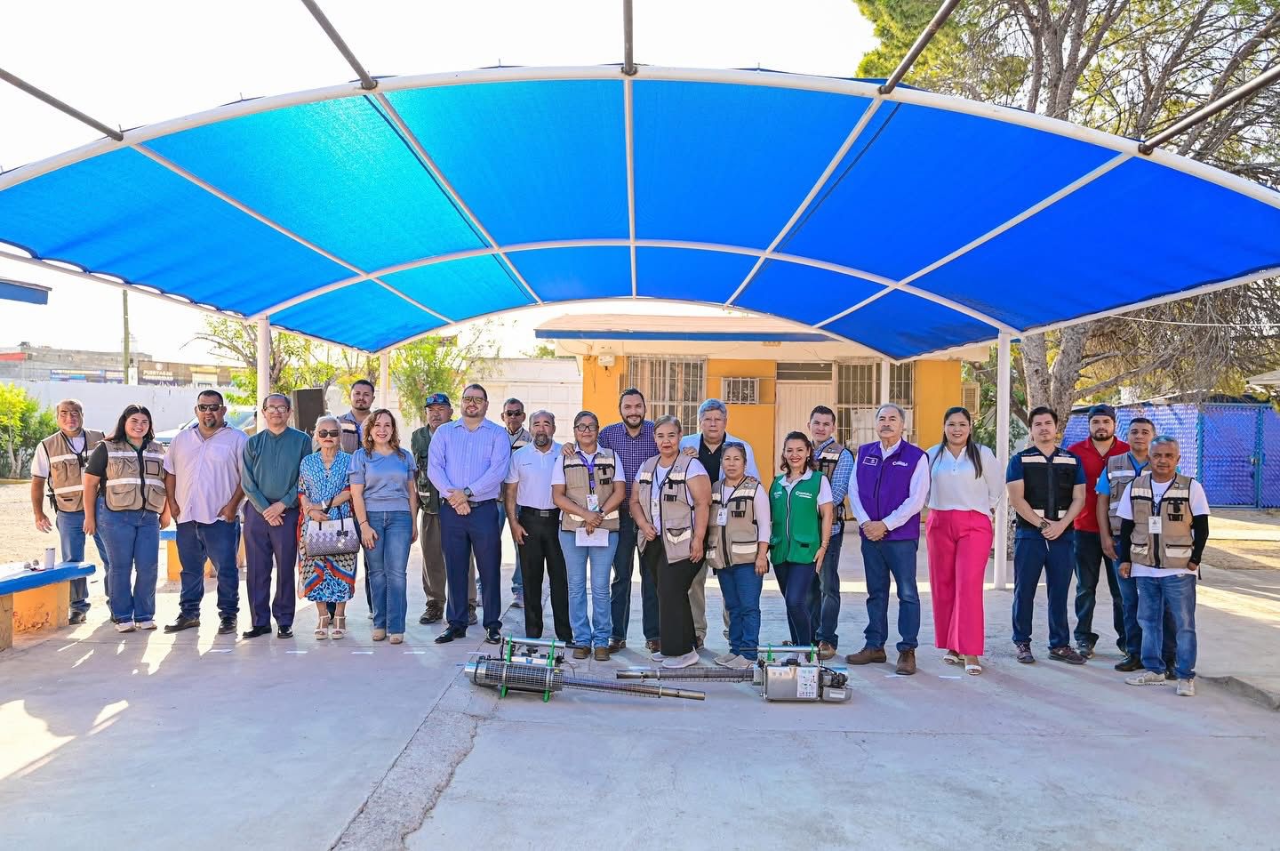 Arranca Carlos operativo contra dengue en escuelas
