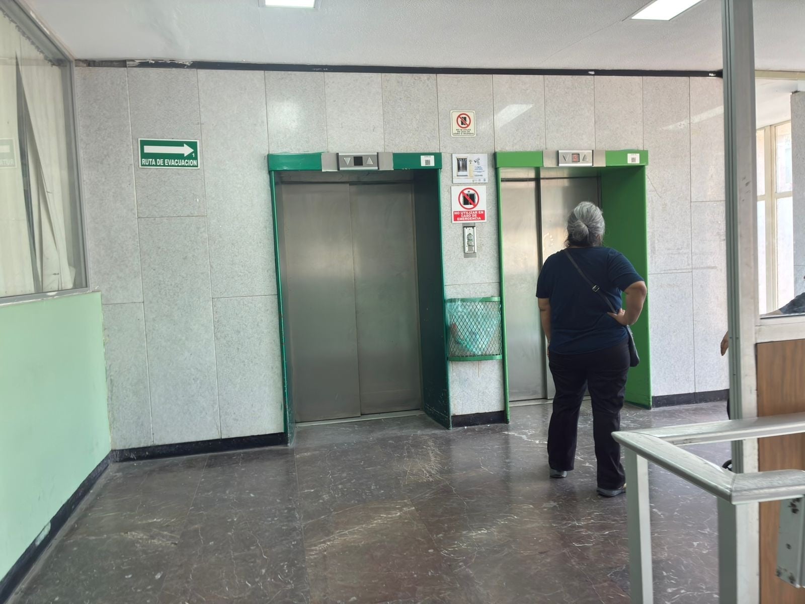 Entre irregularidades en IMSS administradora se va a Dubái