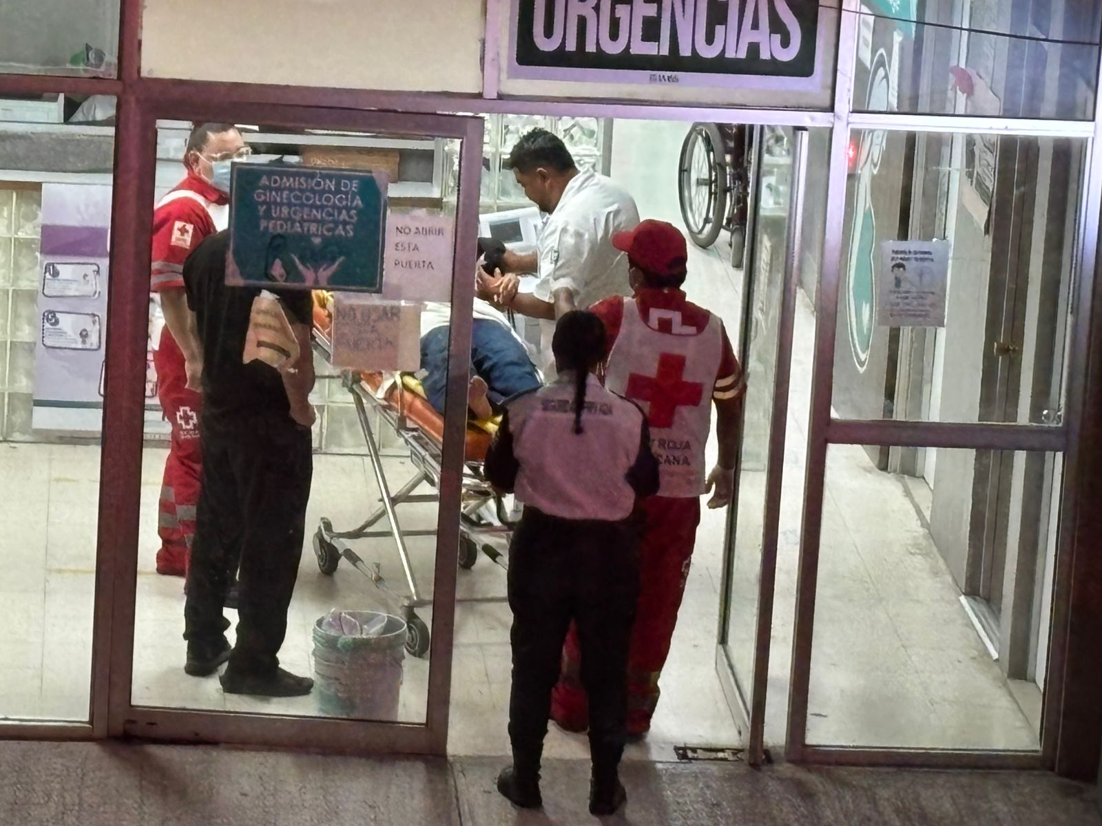 Termina noche de pasión en accidente