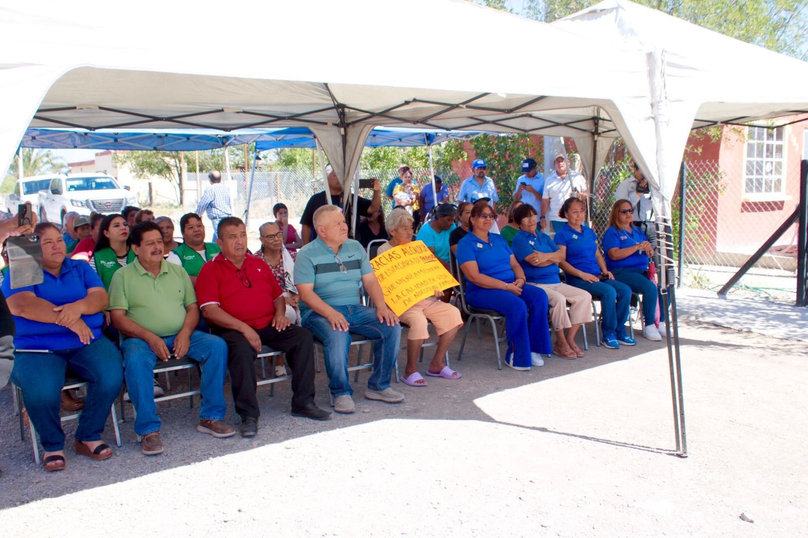 Inicia Laura pavimentación en Minas de Barroterán