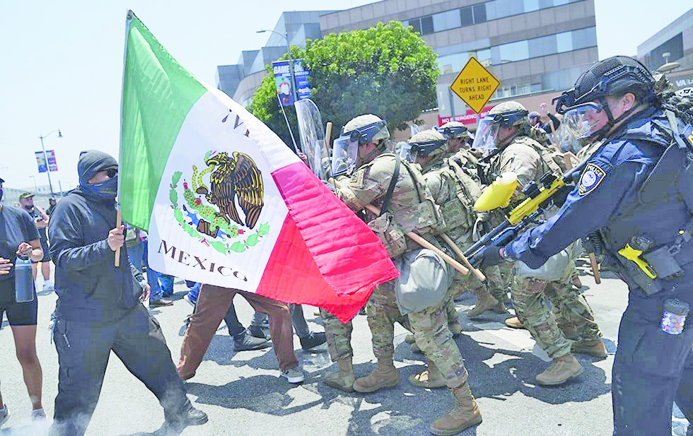 Mantienen prohibición a redadas migratorias en LA