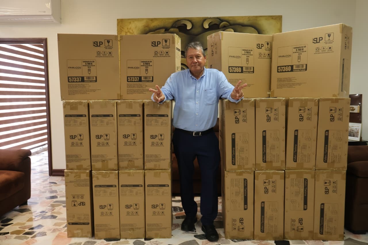 Suman casi mil 500 luminarias instaladas