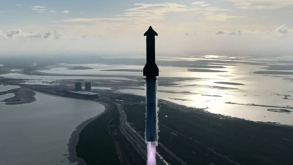 Tras varios intentos, SpaceX logra lanzamiento exitoso de Starship
