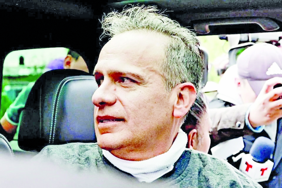 Sale Israel Vallarta… y anticipa revelaciones