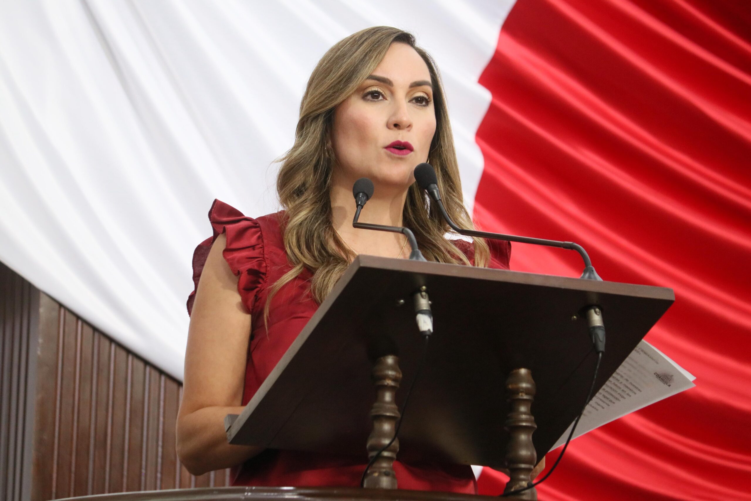 Propone Diputada Magaly Hernández actualizar el marco jurídico educativo para proteger al magisterio