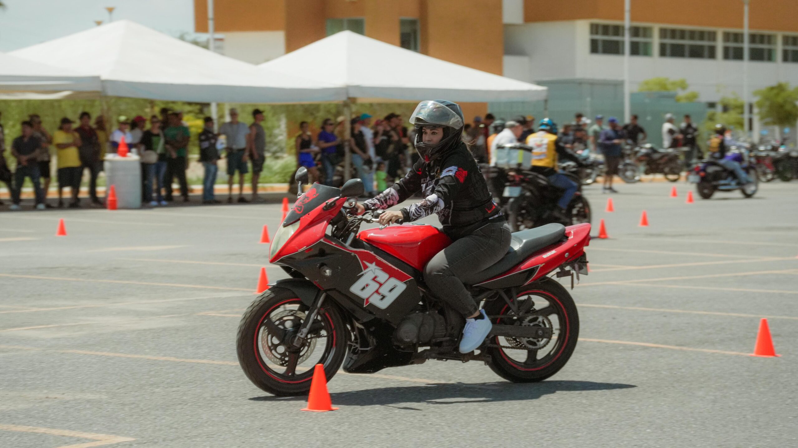 Gran respuesta al primer Taller de Conducción Urbana para Motociclistas