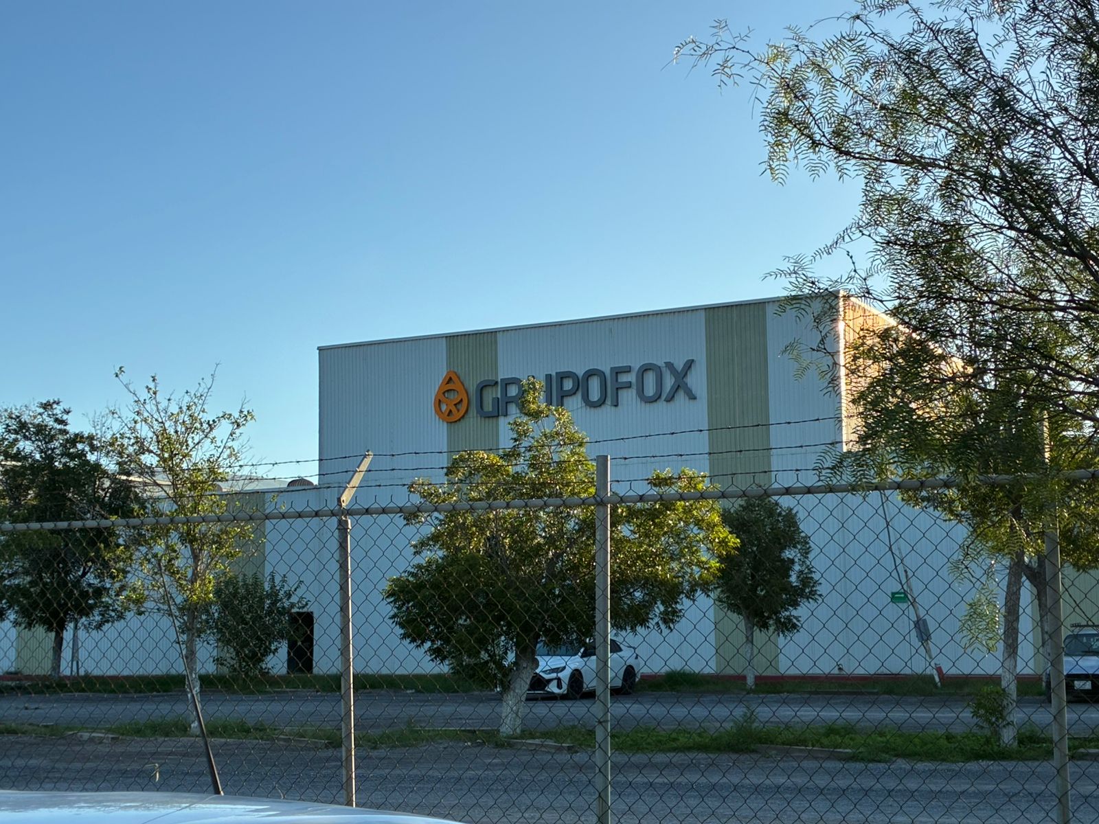  “Se cubrirán los derechos de trabajadores de Fox”