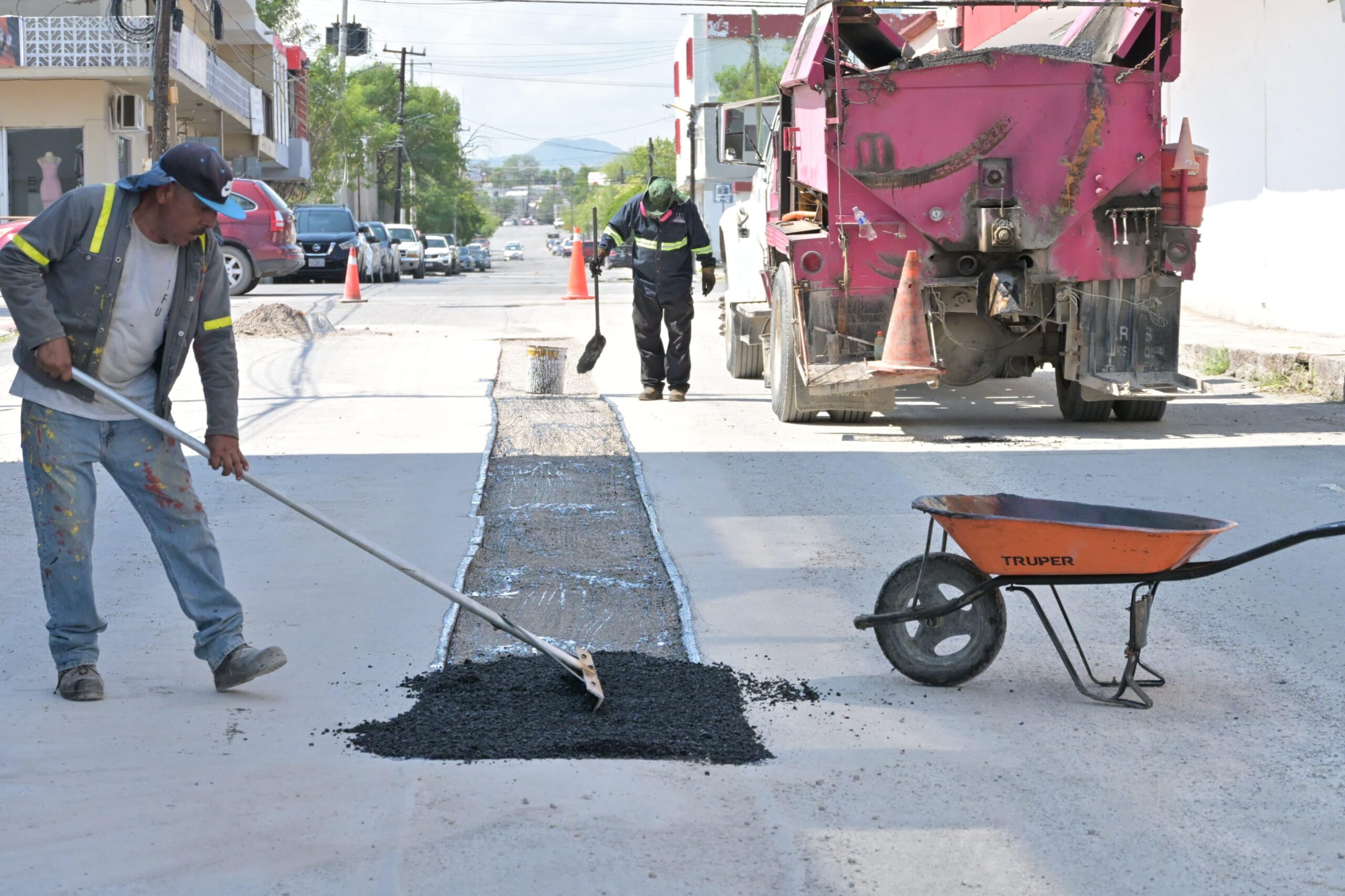 Impulsa Carlos acciones de mejora de imagen urbana