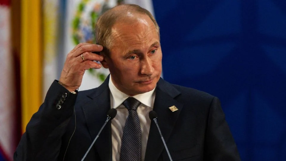 «Necesitamos una paz duradera»: Putin evita hablar del ultimátum de 10 días que Trump le dio para terminar la guerra con Ucrania