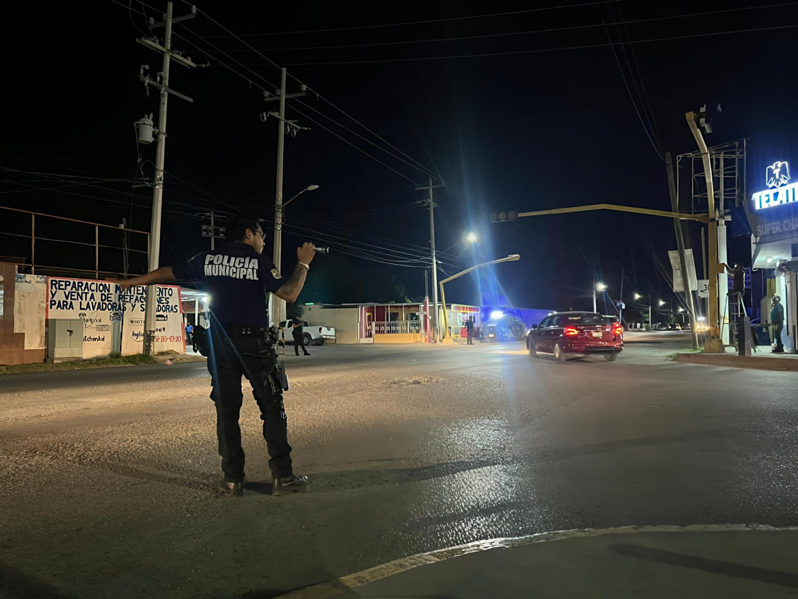 Atiende el alcalde Chano Díaz fallas en semáforos: se actúa de inmediato por la seguridad vial de Sabinas