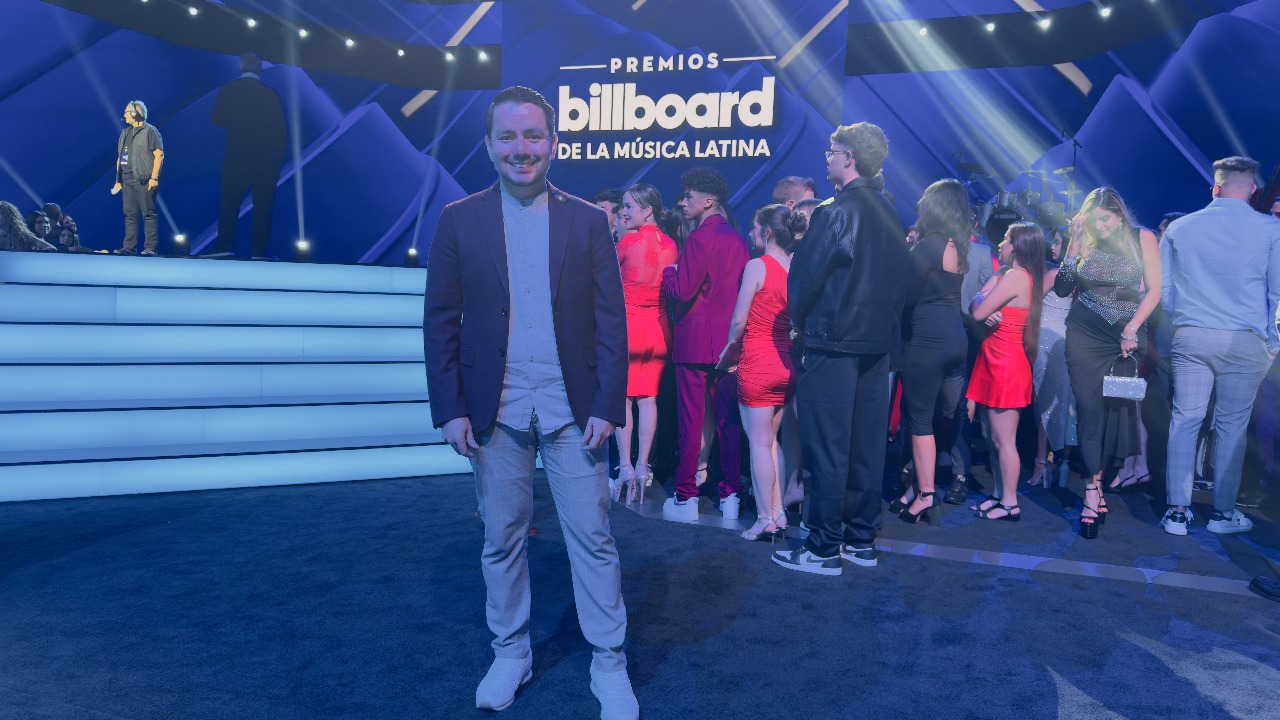 De Ecuador a Toronto: la historia de un comunicador que inspira a toda una comunidad