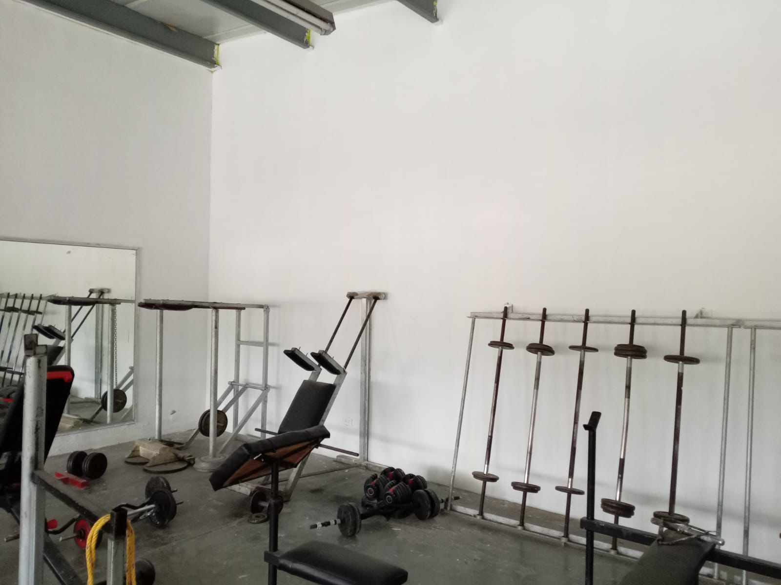 AVANZA REHABILITACIÓN DEL AUDITORIO MUNICIPAL “ARTURO CANTÚ” EN CUATRO CIÉNEGAS