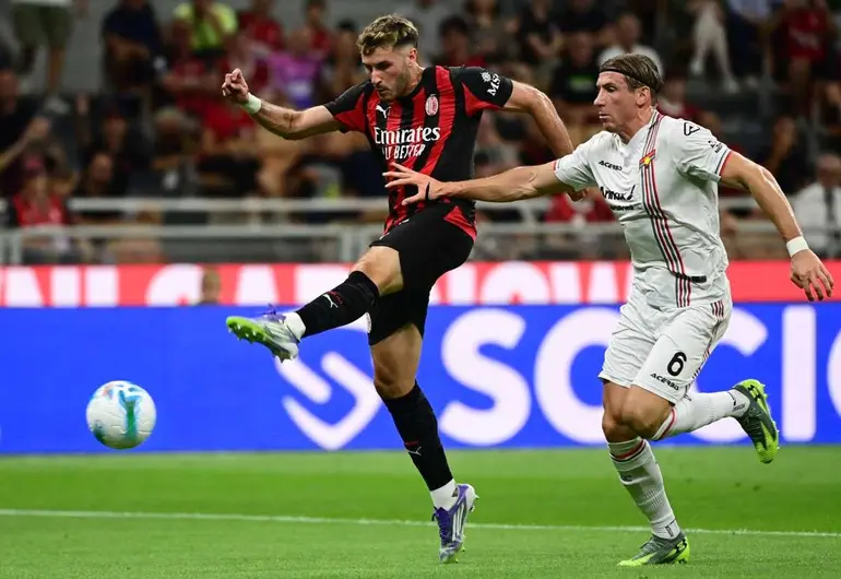 Aclaran el futuro de Santiago Gimenez en el AC Milan