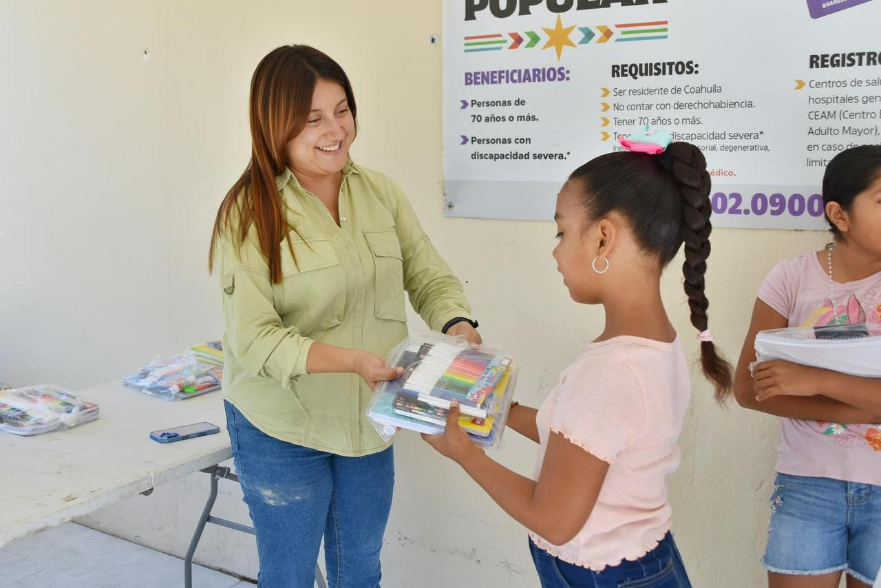 IMPULSA VÍCTOR LEIJA EDUCACIÓN Y CULTURA EN COMUNIDADES RURALES DE CUATRO CIÉNEGAS