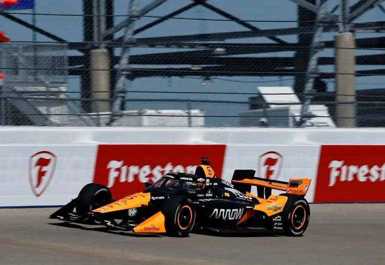 Pato O’Ward logra la pole para la final de la IndyCar 2025