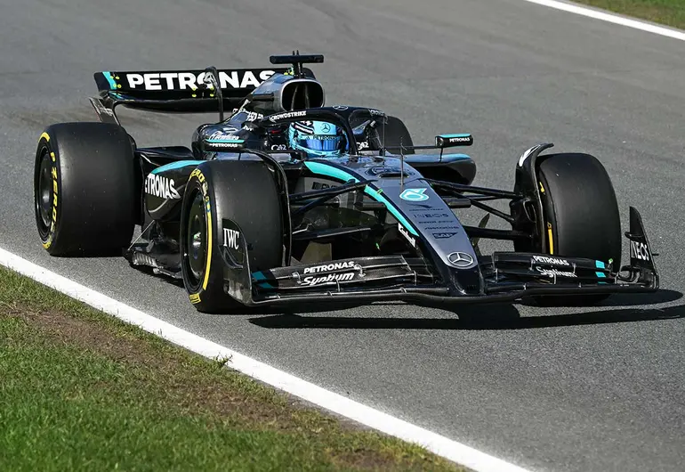 Multan a Mercedes por incidente con Alonso